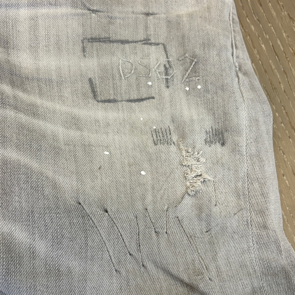 DSQUARED2 Distressed Light Gray Men's Jeans size 34 - Picture 4 of 7